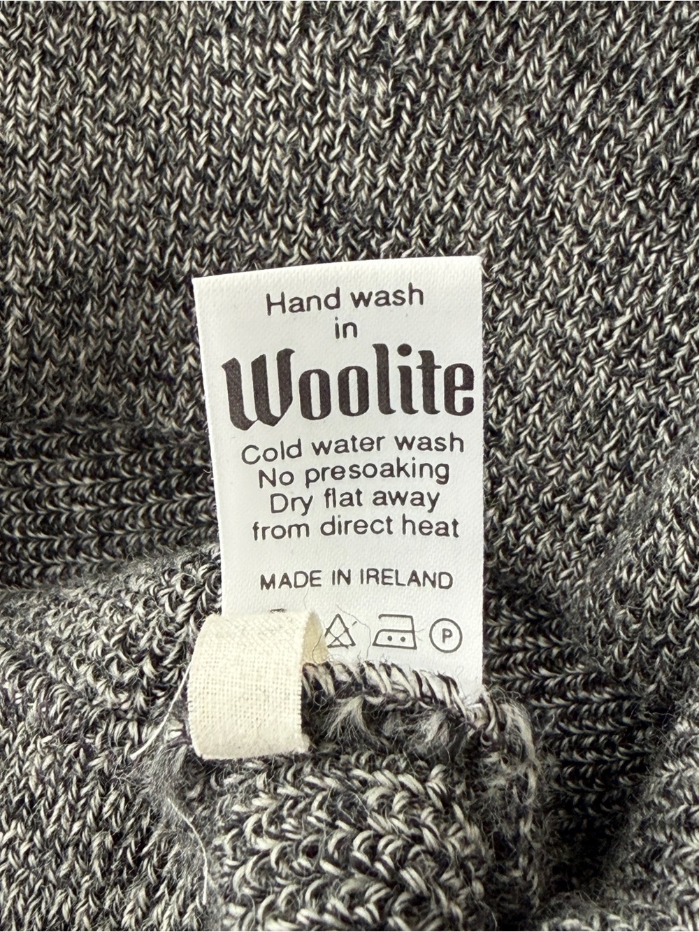 Vintage Tricot Marine Ireland Pure New Wool Knit Sweater Crest Patch Size L 42 - Picture 7 of 12